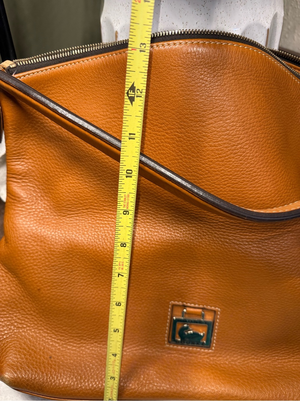Dooney and Bourke shoulder bag - Picture 11 of 11
